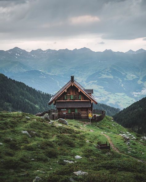 🏔 Early morning on a gorgeous mountain hut 🏠 Simply Tyrol ❤️ . . #lovetirol #hikingadventures #lushgreen #feelaustria #mountainhut… Cabin On Mountain, House On A Mountain, House On Mountain, House Near Mountains, House In Mountains, House On The Mountain, House In Mountain, Mountains House, House In The Mountains