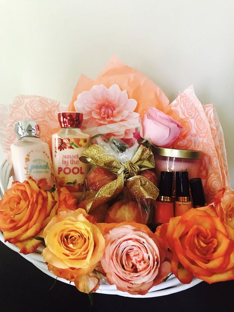 Birthday gift basket peach theme colors roses Gift Basket Ideas, Peach Gift Basket Ideas, Birthday Gift Basket, Birthday Basket, Holiday Gift Baskets, Themed Gift Baskets, Birthday Gift Baskets, Wrapping Ideas, Basket Ideas