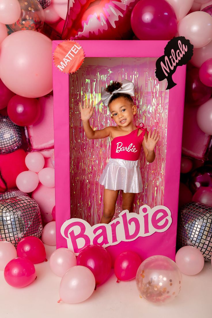 Barbie Sleepover, Barbie Pool, Barbie Bday, Barbie Party Decorations, Barbie Theme Party, Barbie Box, Barbie Core, 4 Birthday, Barbie Outfit