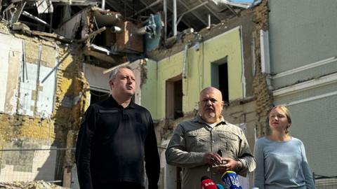 ICC Chief Prosecutor Karim Khan and Ukraine’s Prosecutor General Andriy Kostin 