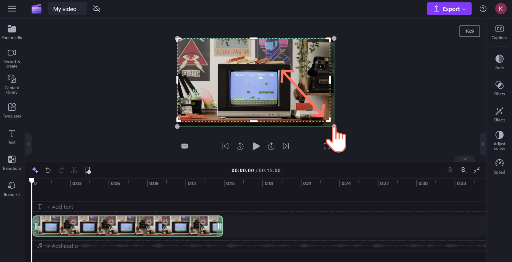 An image of a Clipchamp user cropping their video using the freehand tool.