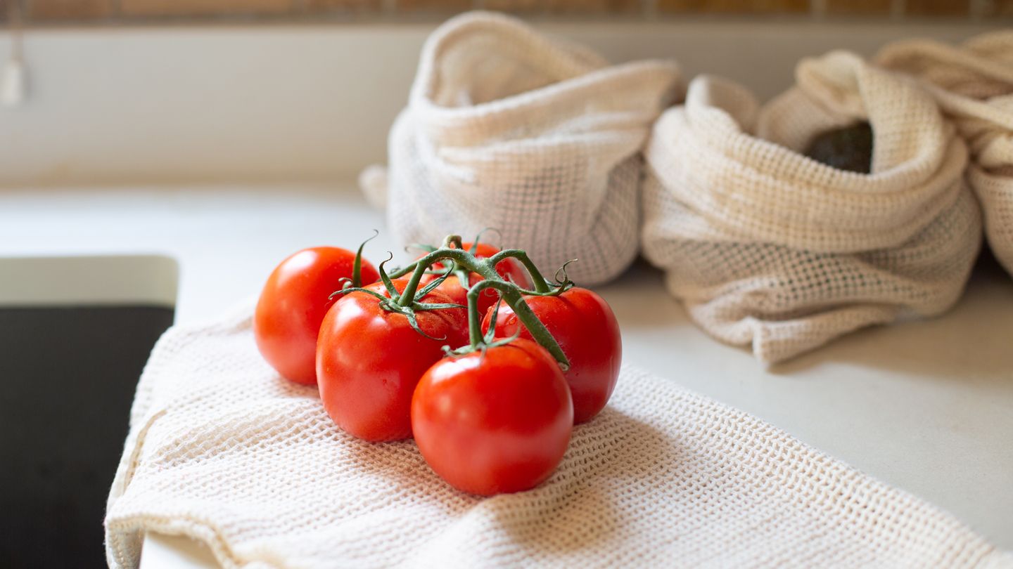 tomatoes on kitchen counter