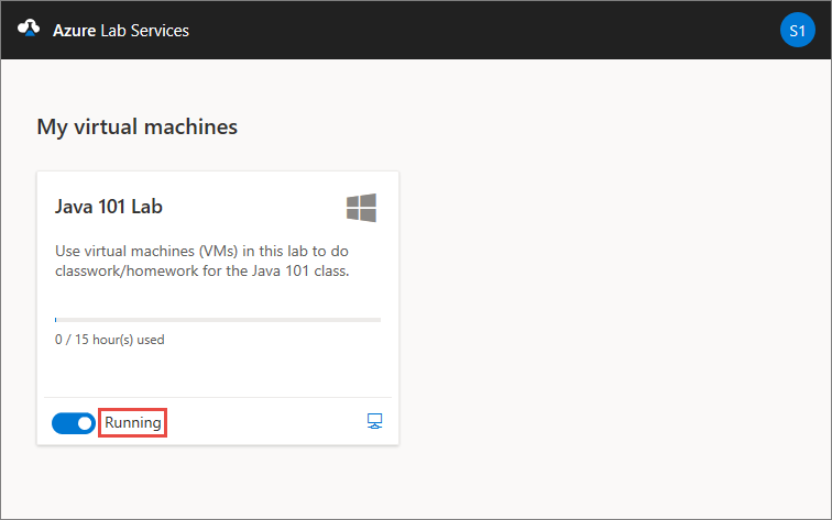 Captura de pantalla de la página Mis máquinas virtuales de Azure Lab Services, donde se resalta la etiqueta de estado en el mosaico Máquina virtual.
