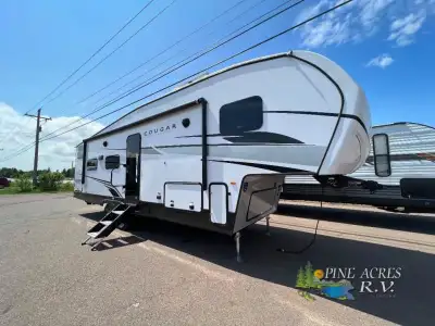 Keystone Limited Edition Cougar Sport fifth wheel 2700BH highlights: Triple Double Bed Bunks Tri-Fol...