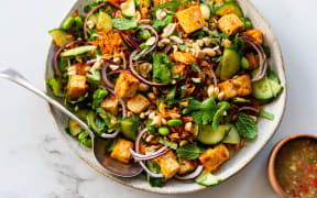 Crispy red curry rice and tofu salad