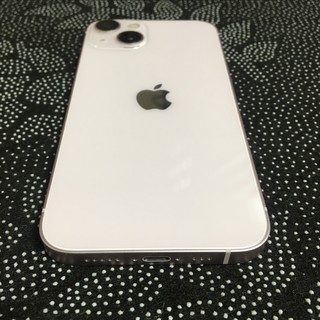 小屏小金刚iPhone 13我最喜欢。