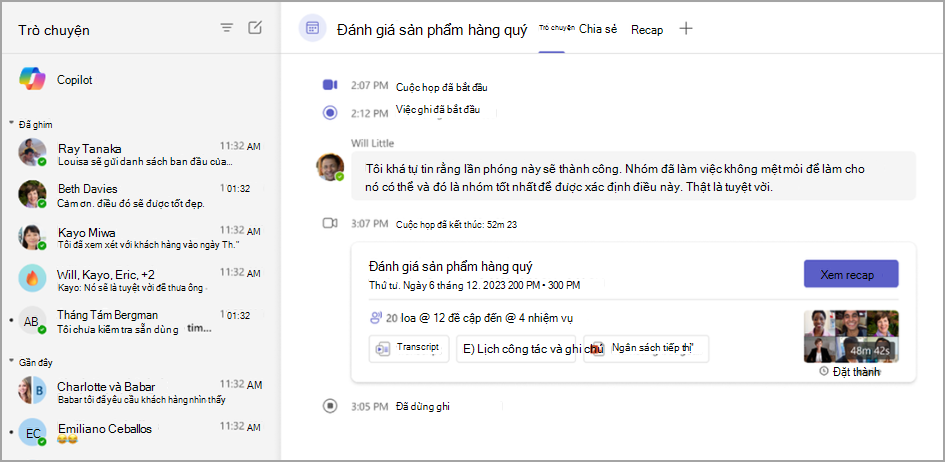 Ảnh chụp màn hình hiển thị các tính năng recap cuộc họp trong cuộc trò chuyện.