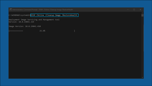 Die Eingabeaufforderung zeigt: DISM/Onlin /Cleanup-Image/RestoreHealth
