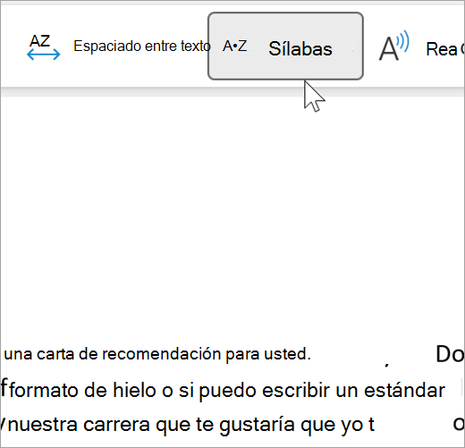 Captura de pantalla de la función Sílaba del Lector inmersivo seleccionada y mostrando algunas palabras de un correo electrónico separadas en sílabas. la palabra recomendación aparece como rec punto om punto men punto da punto ción