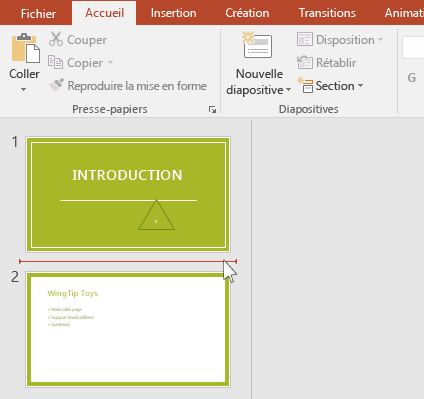 La ligne horizontale rouge indique où la ou les nouvelles diapositives seront insérées.