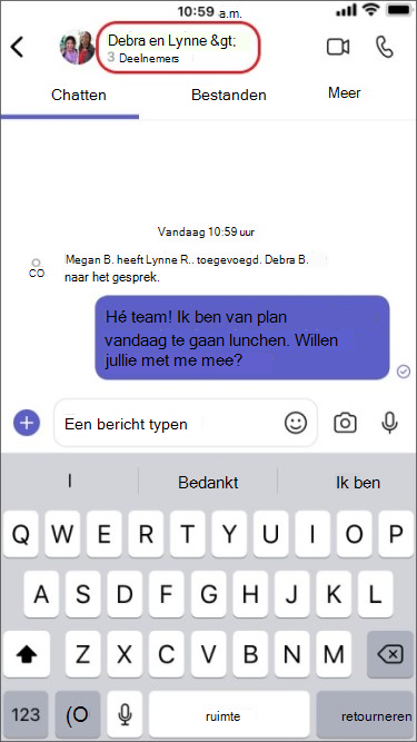 tik op namen van groepschatdeelnemers op mobiel