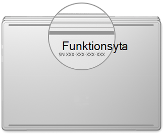 Serienumrets placering på Surface Book